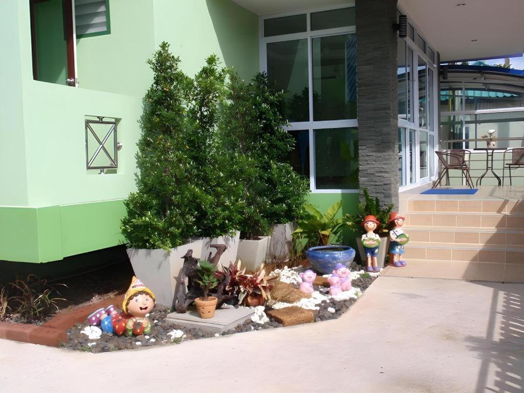 Yamjan Place Сурат Тхани Екстериор снимка