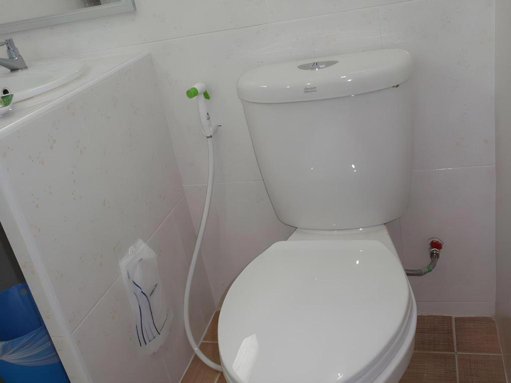 Yamjan Place Сурат Тхани Екстериор снимка