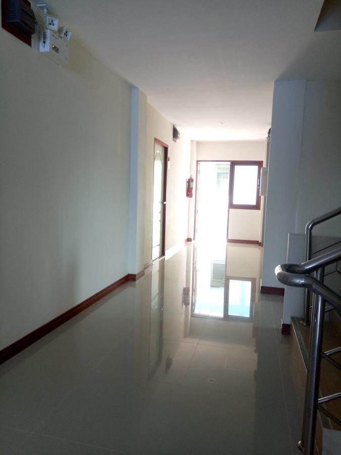 Yamjan Place Сурат Тхани Екстериор снимка